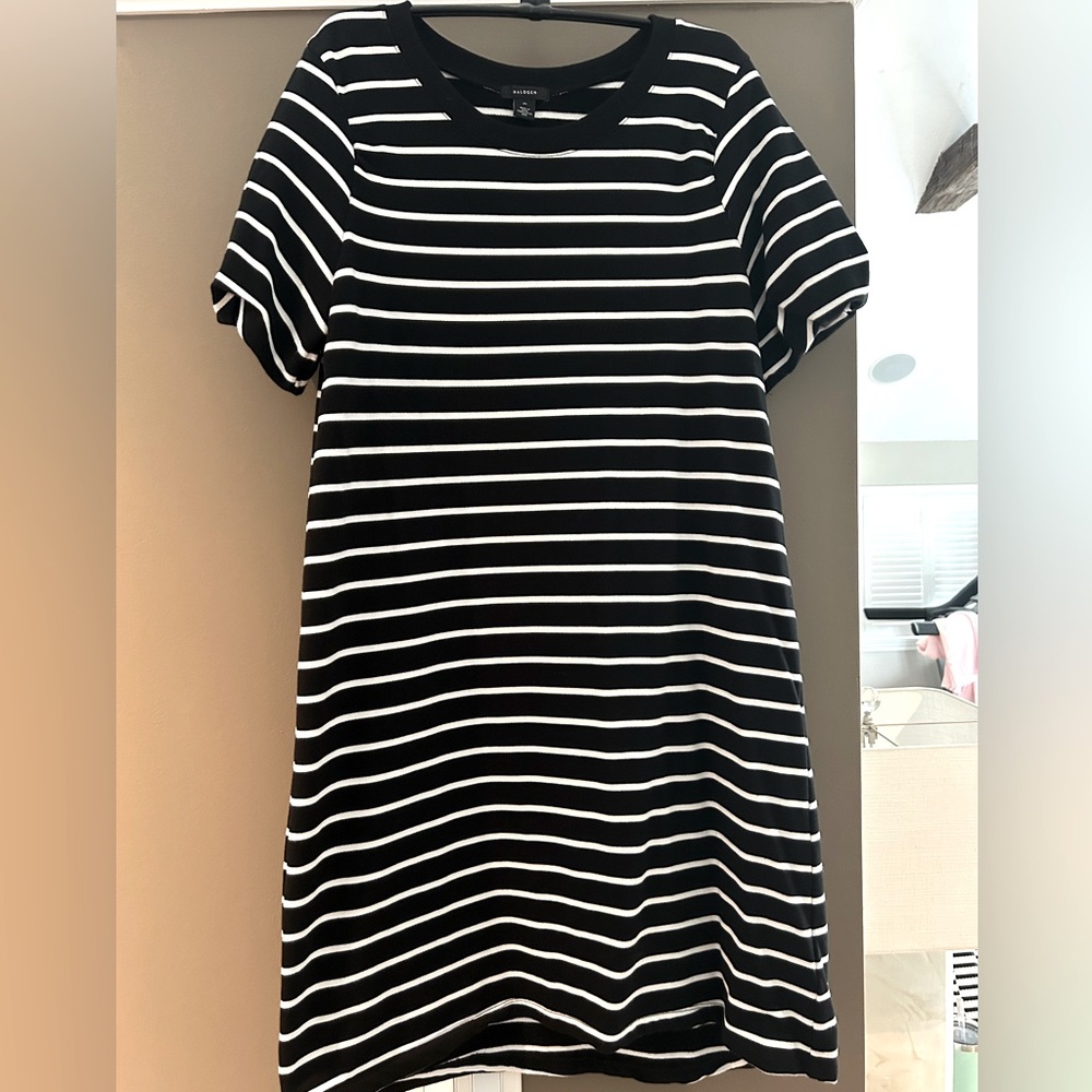 Halogen dress, size M, knee length